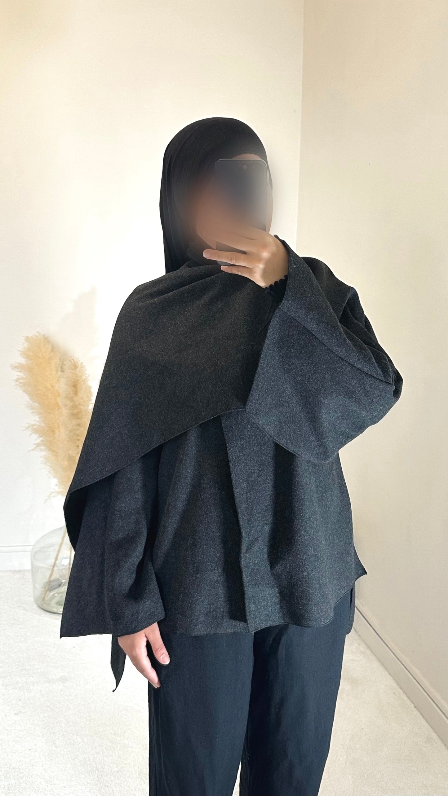 Cape avec écharpe noir