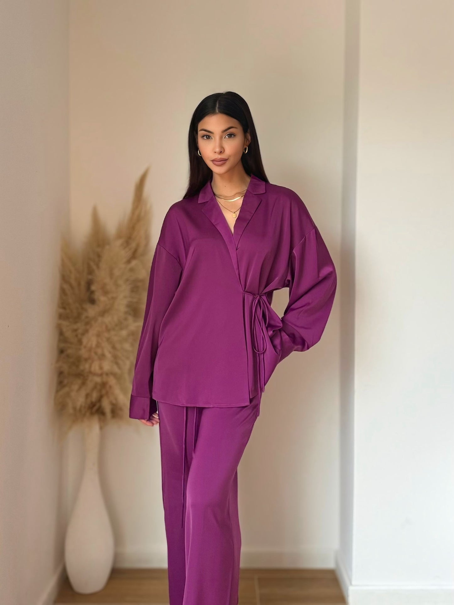 Ensemble satiné noué violet