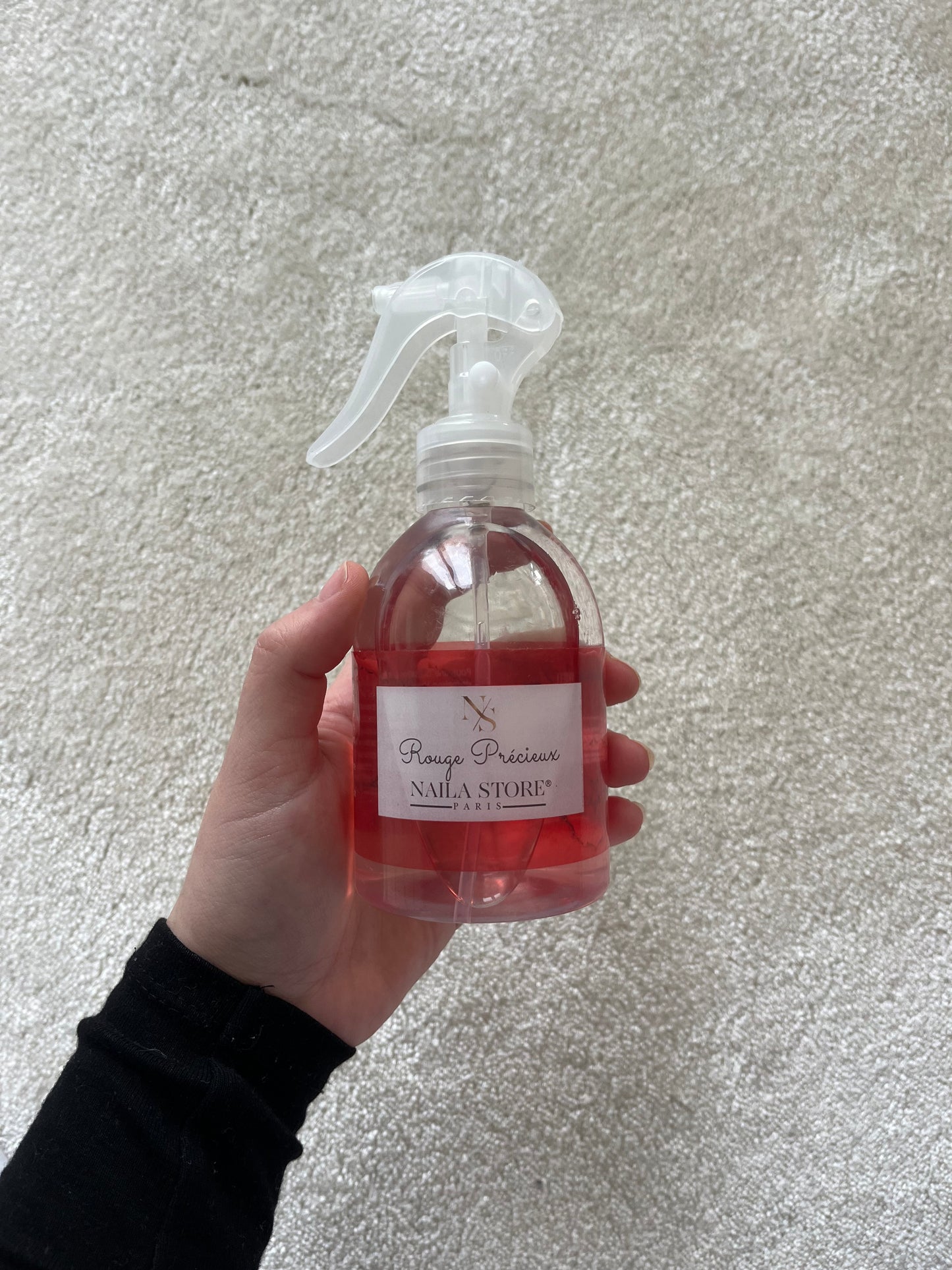 Spray textile rouge précieux Naila Store