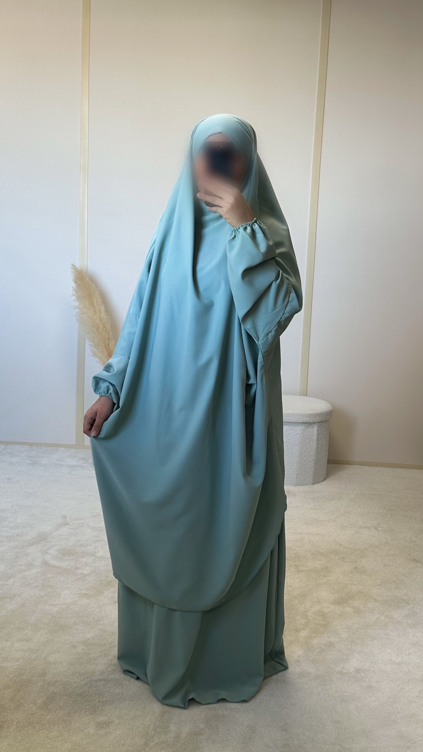 Jilbab 2 pièces avec jupe en soie de Médine [vert clair]