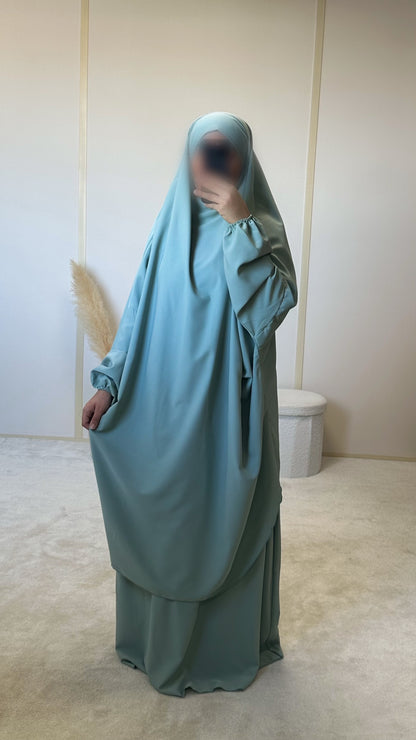 Jilbab 2 pièces avec jupe en soie de Médine [vert clair]